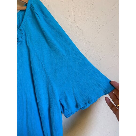 Catherines 2X Blue Gauzy Brushed Cotton V-Neck Short Sleeve Top - Picture 4 of 5